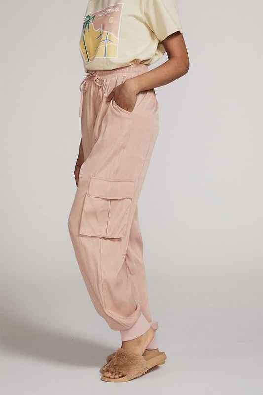 Textured satin cargo pants Dusty Pink 13833907_1ede2e6e-8daa-42a5-b902-553f844398a2