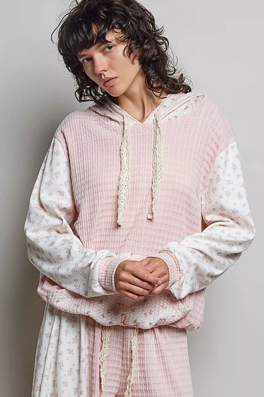 Mixed Knit Contrast Print Sleeve Hoodie with Kangaroo Pocket 14380150-ab25-4705-997e-9b292a765843-Max-Origin