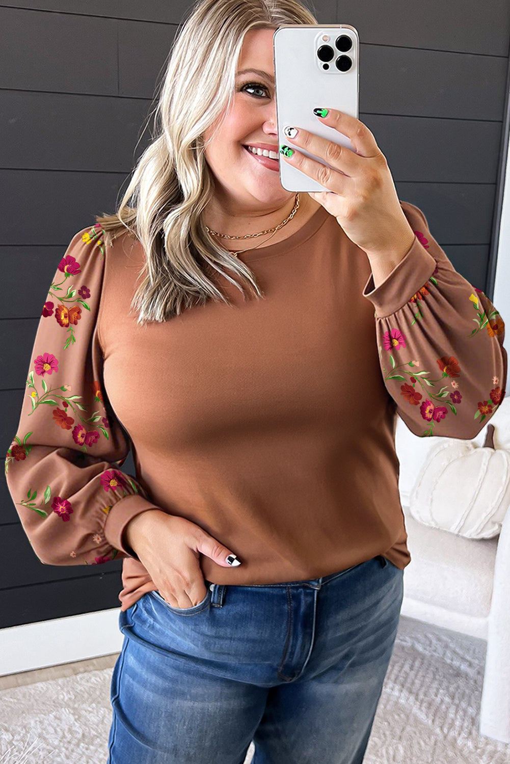 Brown Floral Puff Sleeve Round Neck Plus Size Blouse 1441deb82e4a96e9