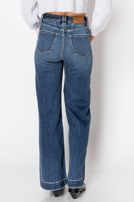 Cindy Tummy Control 90's Vintage Stretch Wide Jean 146db87d-7ebf-4654-a146-d4096b03cf29