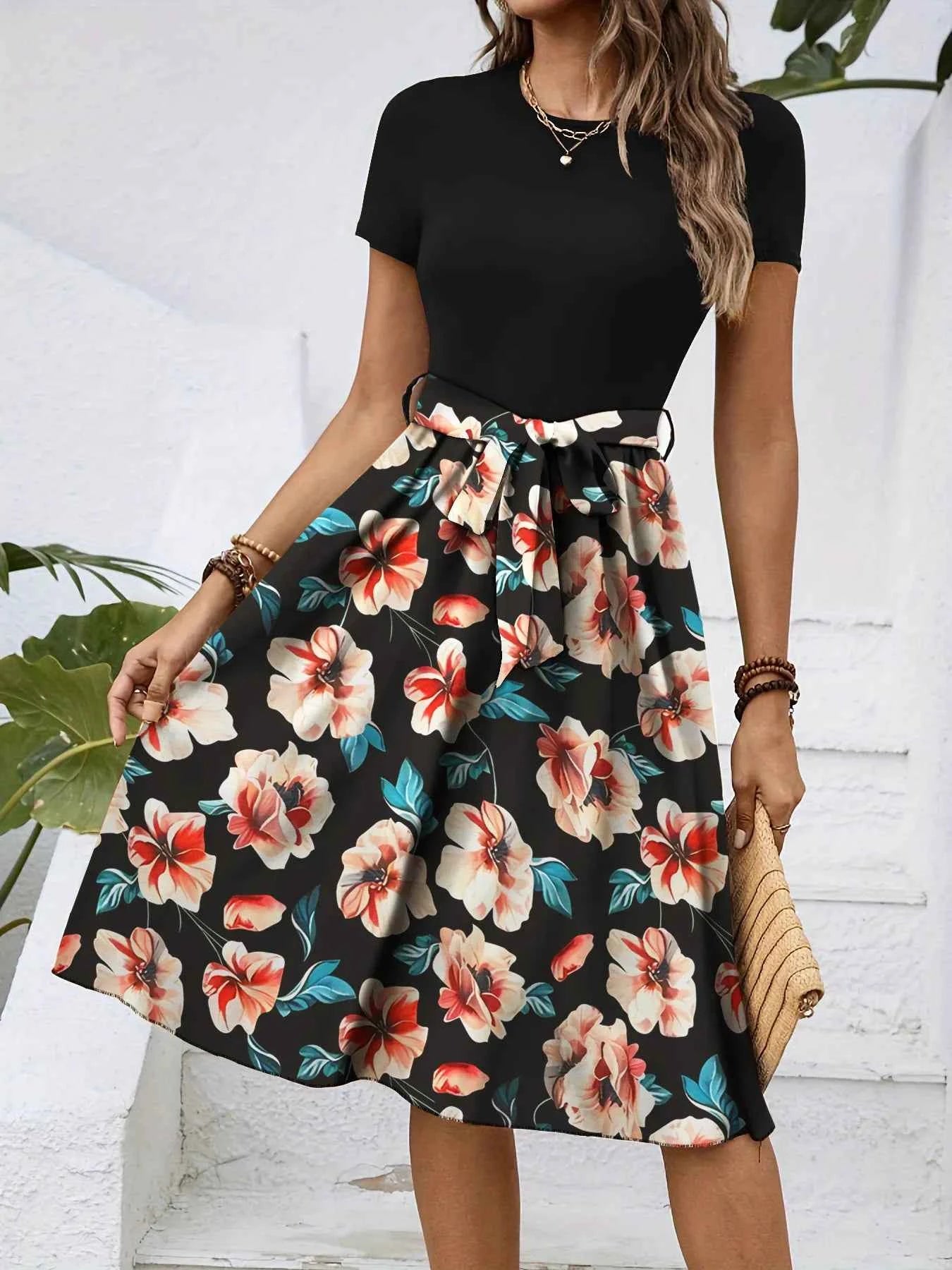 Floral Print Short Sleeve A-Line Dress 147d53adbce843578528adb85619ad3a-Max-Origin