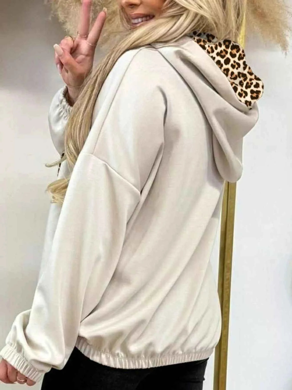 Leopard Trim Drawstring Long Sleeve Hoodie 14b55b40-c1a0-47b0-b09e-7164ae858d1e-Max-Origin