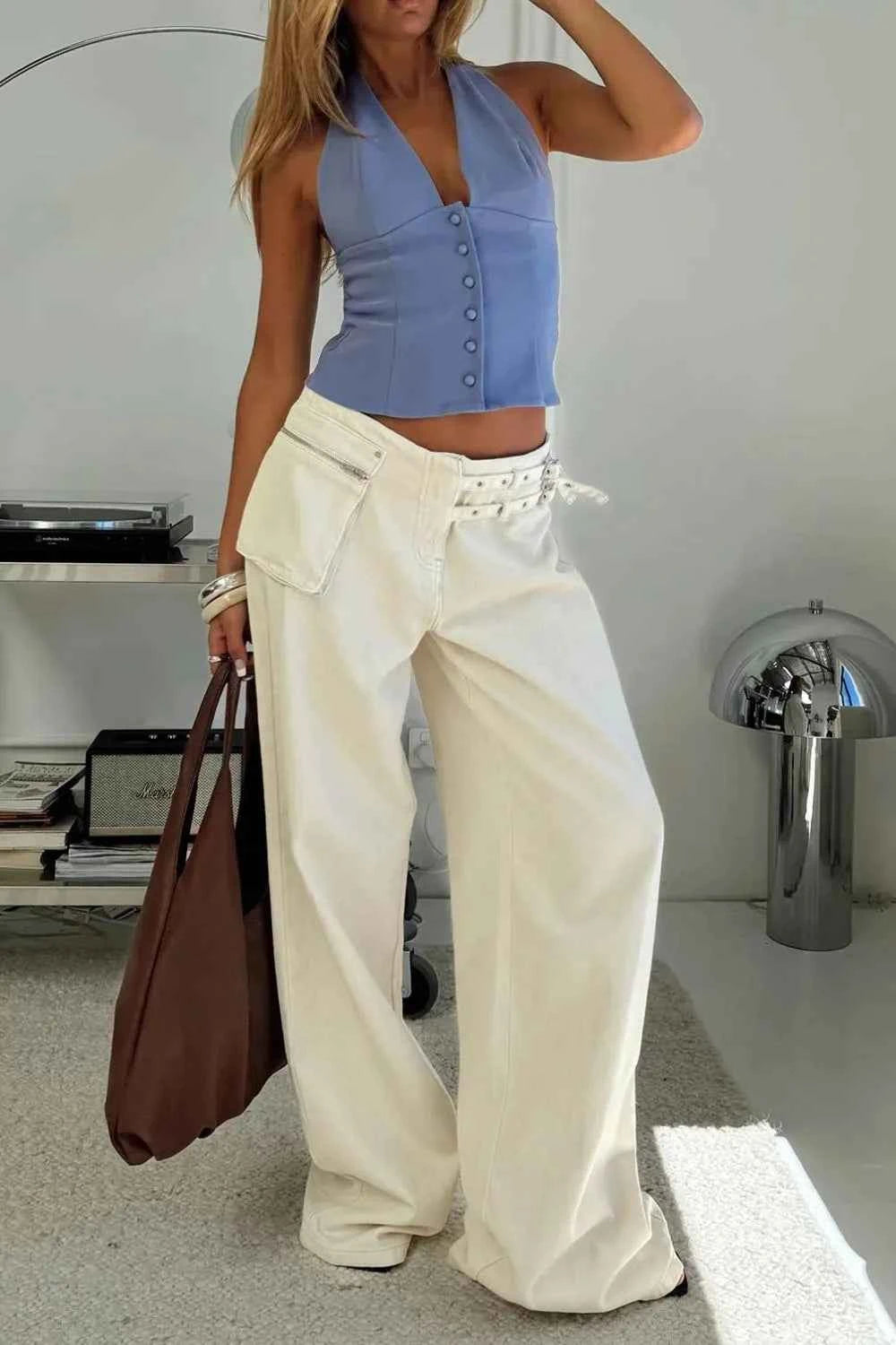 Wide Leg Jeans with Pockets 151b03a9-8294-4f23-981c-1933835d35a8-Max