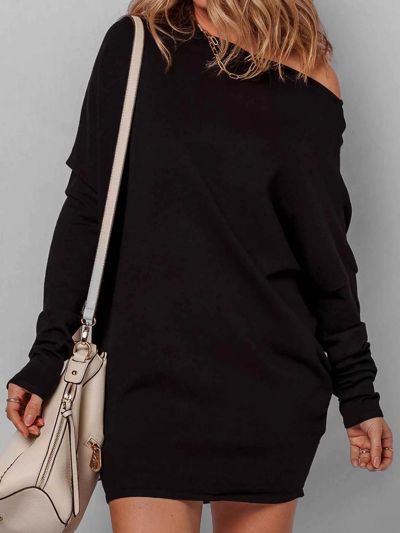 Asymmetric Neck Batwing Sleeve Shift Mini Sweater Dress 151d95d144fa48e59607e37161982082-Max-Origin