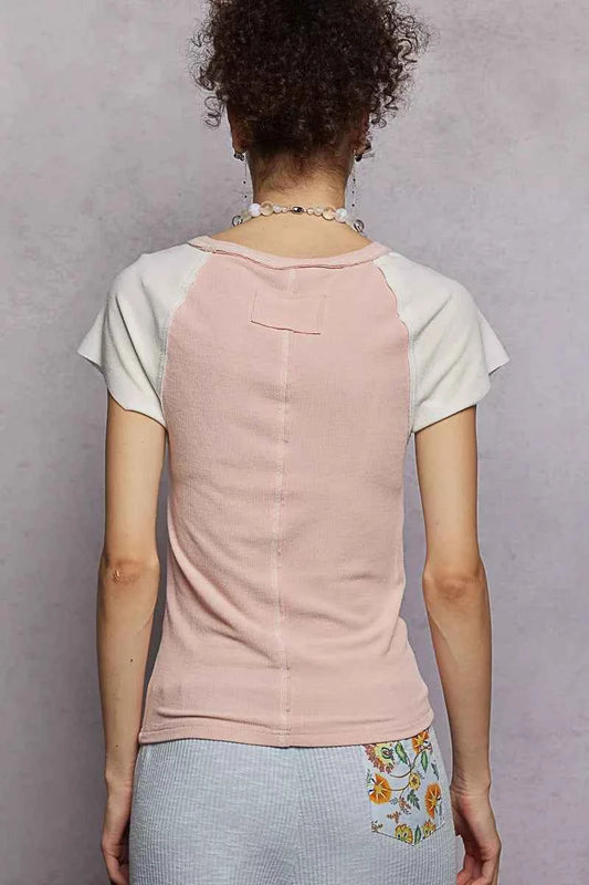 Round Neck Outseam Detail T-Shirt with Contrast Color Sleeves 151f2f86-b593-4b39-bb78-b69efb110122-Max-Origin