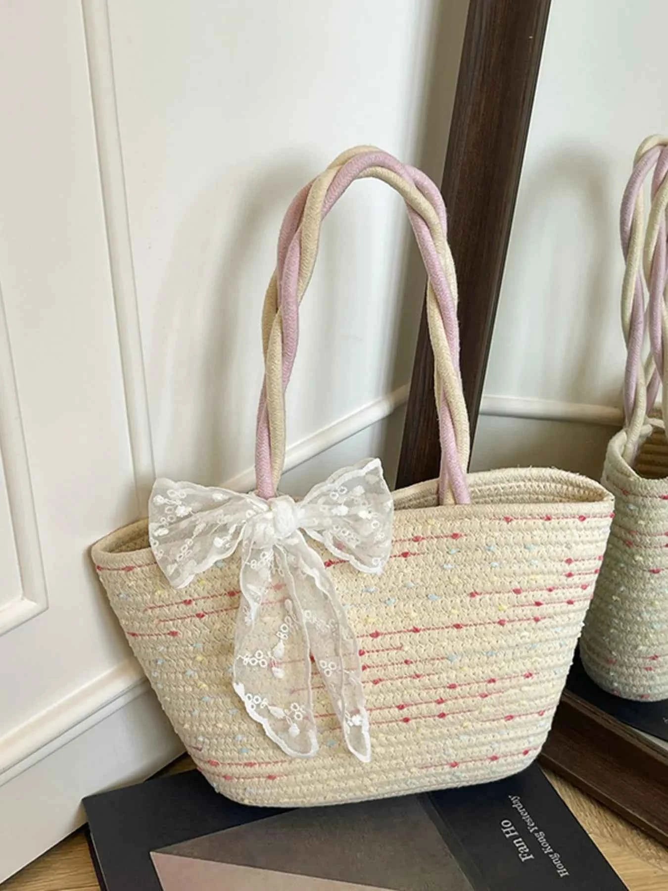 Woven Straw Shoulder Bag with Lace Bow Detail 15527e524ca4441484b19d6c0b6b7b91-Max-Origin