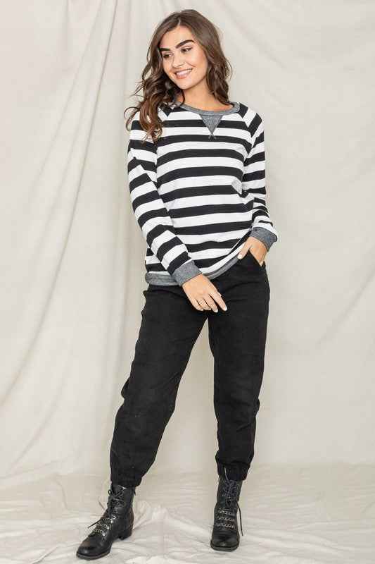 Stripe V- Stich Tunic 15528708_2fb791e4-7969-45ce-bbae-9553b7ef2cf8