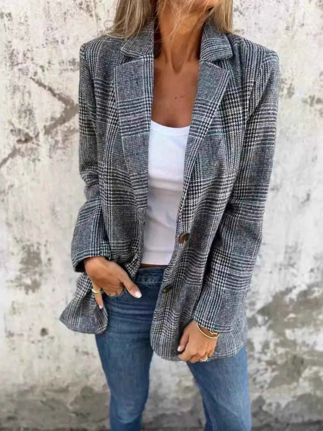 Full Size Plaid Single-Breasted Long Sleeve Blazer Plus Size Black 157670476a744d298bff871b1a47742a-Max-Origin
