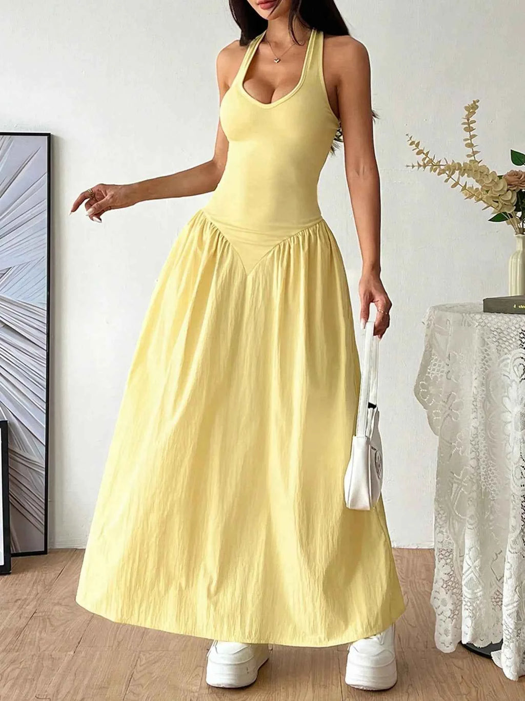 Halter Neck Maxi Dress 15963a4b3f2443a1bf5f1dc9d885d94b-Max-Origin