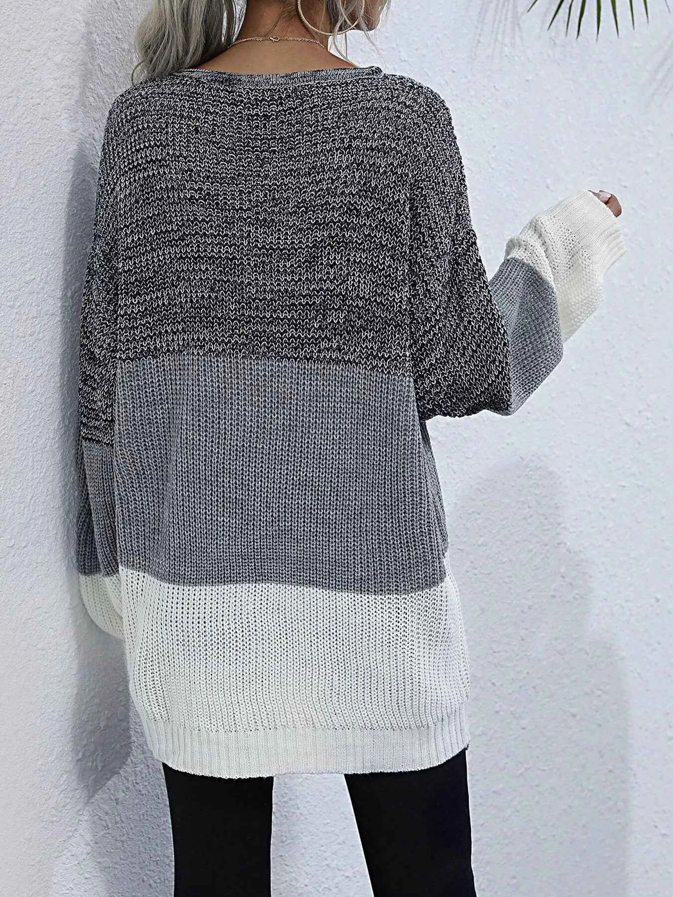 Color Block Round Neck Oversized Sweater 162ef7faa163412f9fbf02e8dbe622dc-Max-Origin