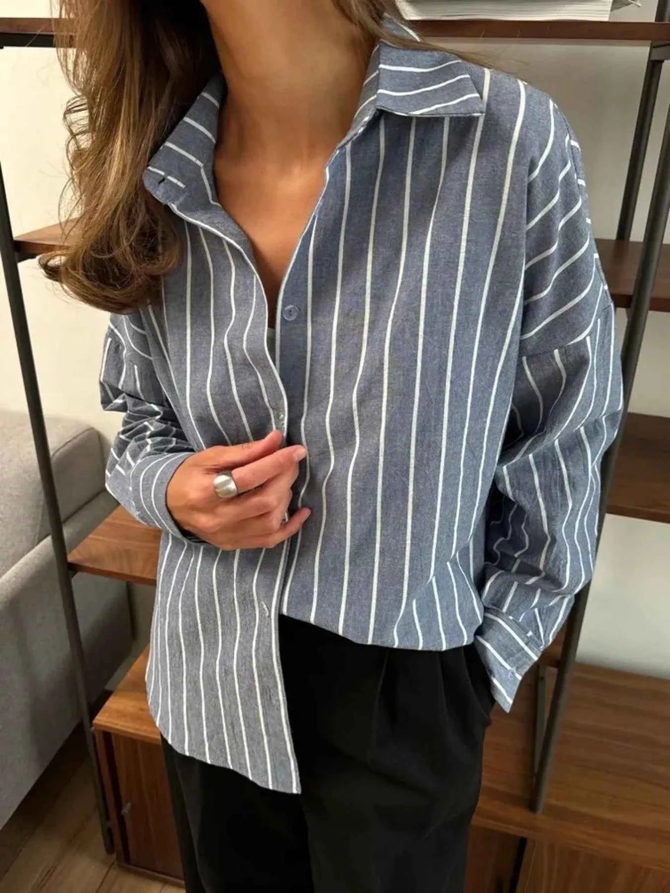 Striped Oversized Button-Down Shirt Grey 16350195-5b04-4d69-8dae-e239009e850a-Max-Origin