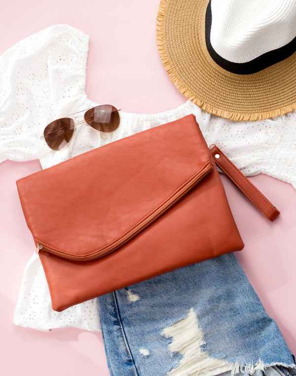 Foldover Envelope Clutch 16462208_bb741936-88a8-4e14-b2b0-507a71bdc27e