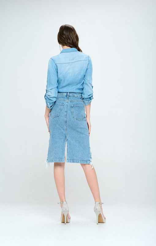 FRONT DESTROYED DENIM SKIRT 16520945_ef453463-614d-4b96-a7a0-207893e1389c