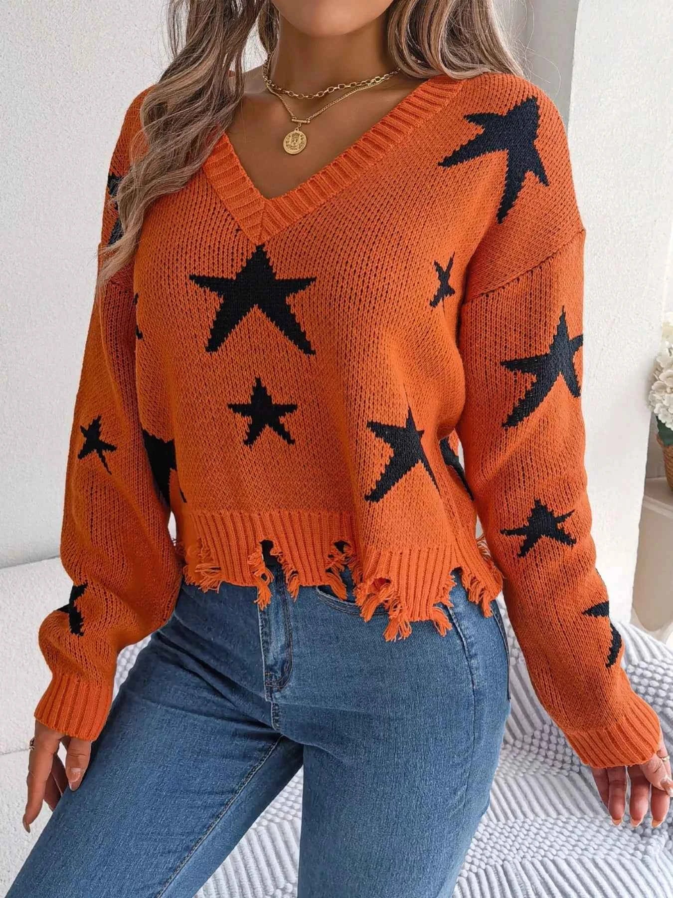 Star Pattern V-Neck Distressed Sweater 1664c2c8-bbf7-43c0-a997-5e6ec121fbad-Max-Origin