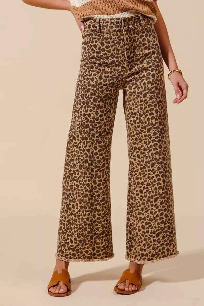 SO ME Mid Rise Leopard Twill Frayed Hem Wide Leg Pants 16caa306-9e58-4dcd-898c-f738884211f0-Max-Origin