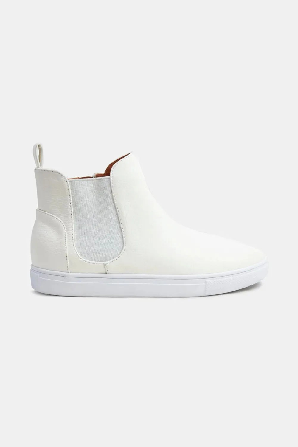 Beast Fashion Faux Suede Elastic Side Panel Sneakers 16d5e479-de7a-4a57-b3ed-8f61b9d8bbdb-Max