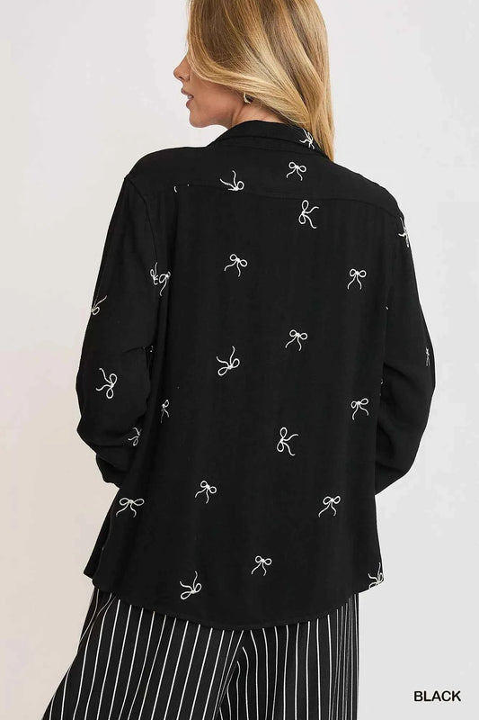 Linen Blend Fitted Shirt with Ribbon Embroidery Details 170d4d0e-f5a1-494b-a2be-58141d8b8c56-Max-Origin