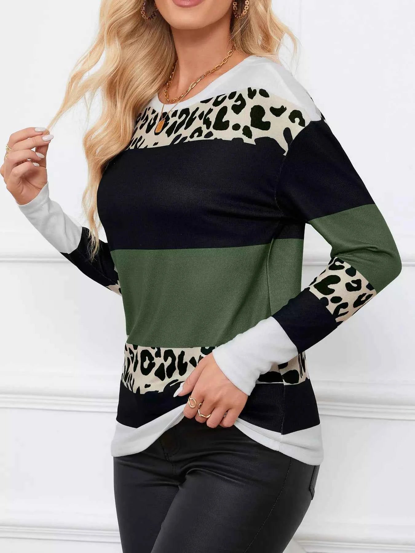 Leopard Color Block Striped Knit Top 171d0b5f56034e94b64fa816dabaa26d-Max-Origin
