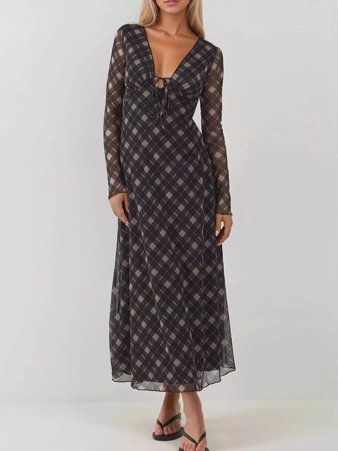 Tie Front Plaid Long Sleeve Dress 17471a7c-d9bc-4a2e-984d-2923dc704cd2-Max-Origin
