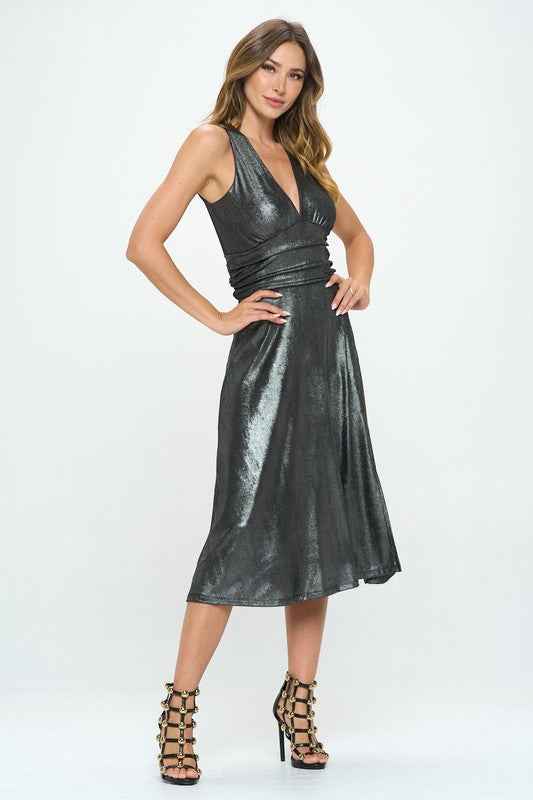 Metallic Solid Deep V Neck Lined Dress with Slit 17612428_7c48b782-b0e7-44f5-b4fd-7a97651e4507