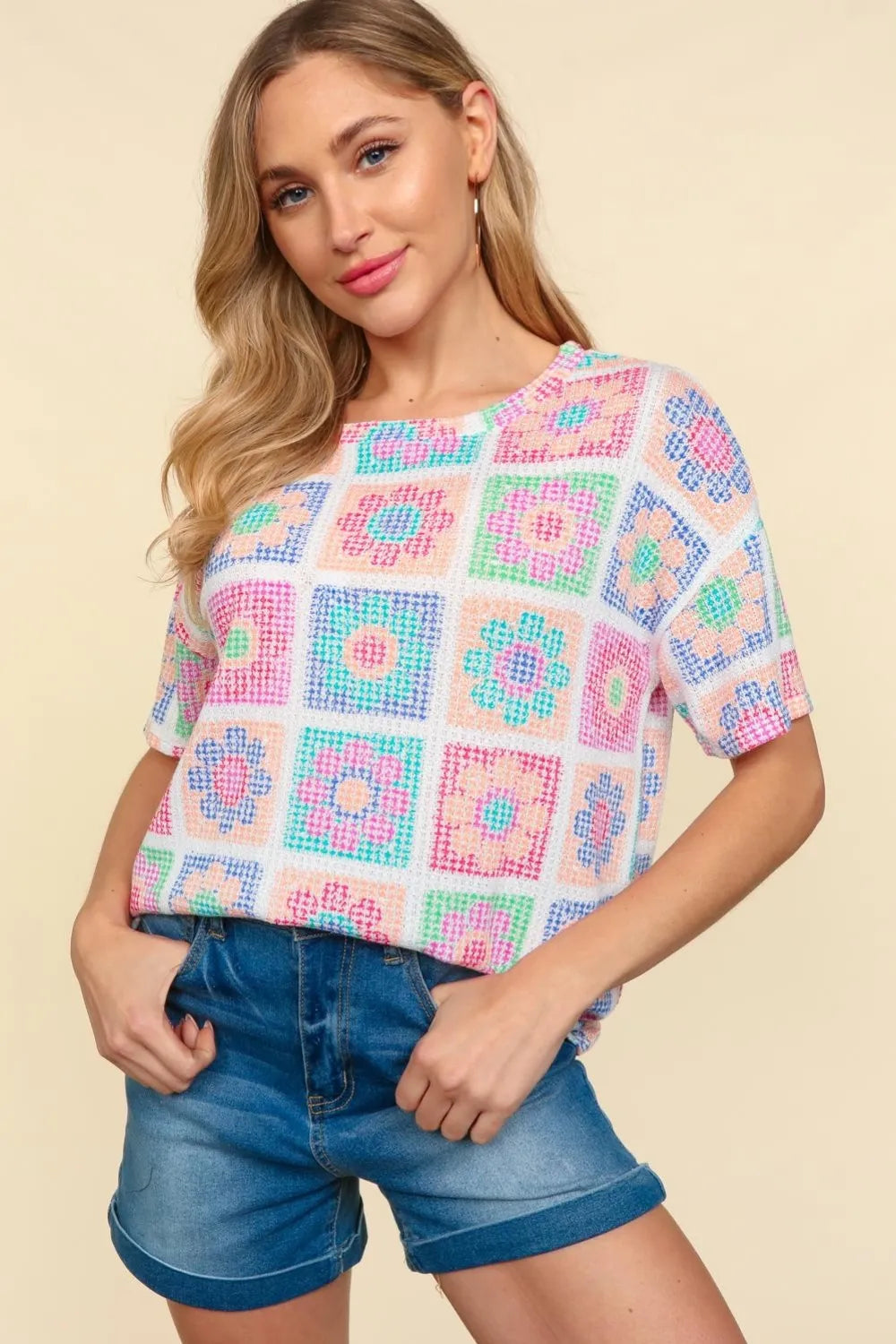 Haptics Flower Print Round Neck Short Sleeve T-Shirt 17a5cac7-f813-4420-be69-005a478a6d12-Max