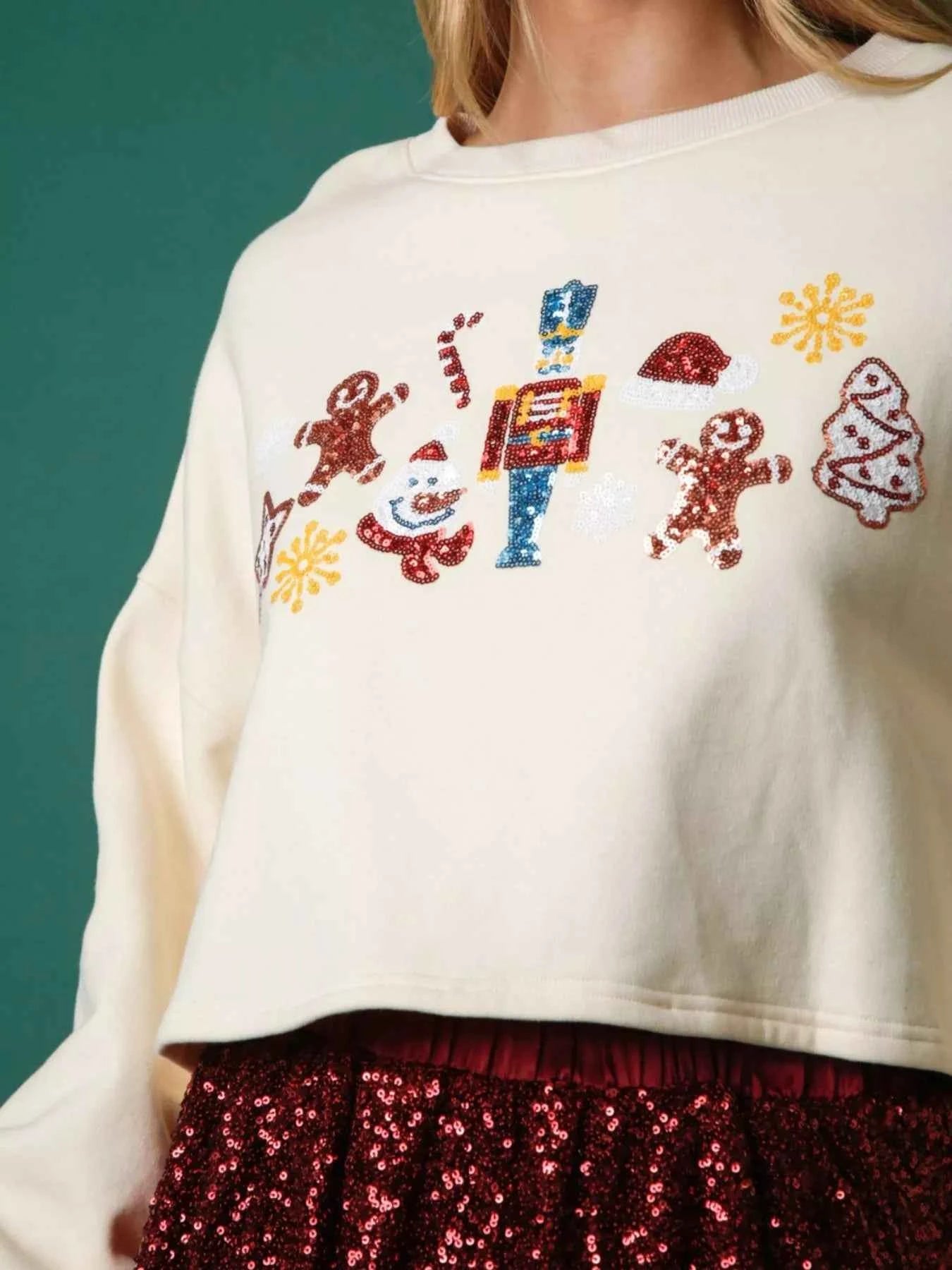 Christmas Sequin Cropped Sweatshirt 17c1414c-53ef-4358-b523-60f1f90fb1f3-Max-Origin