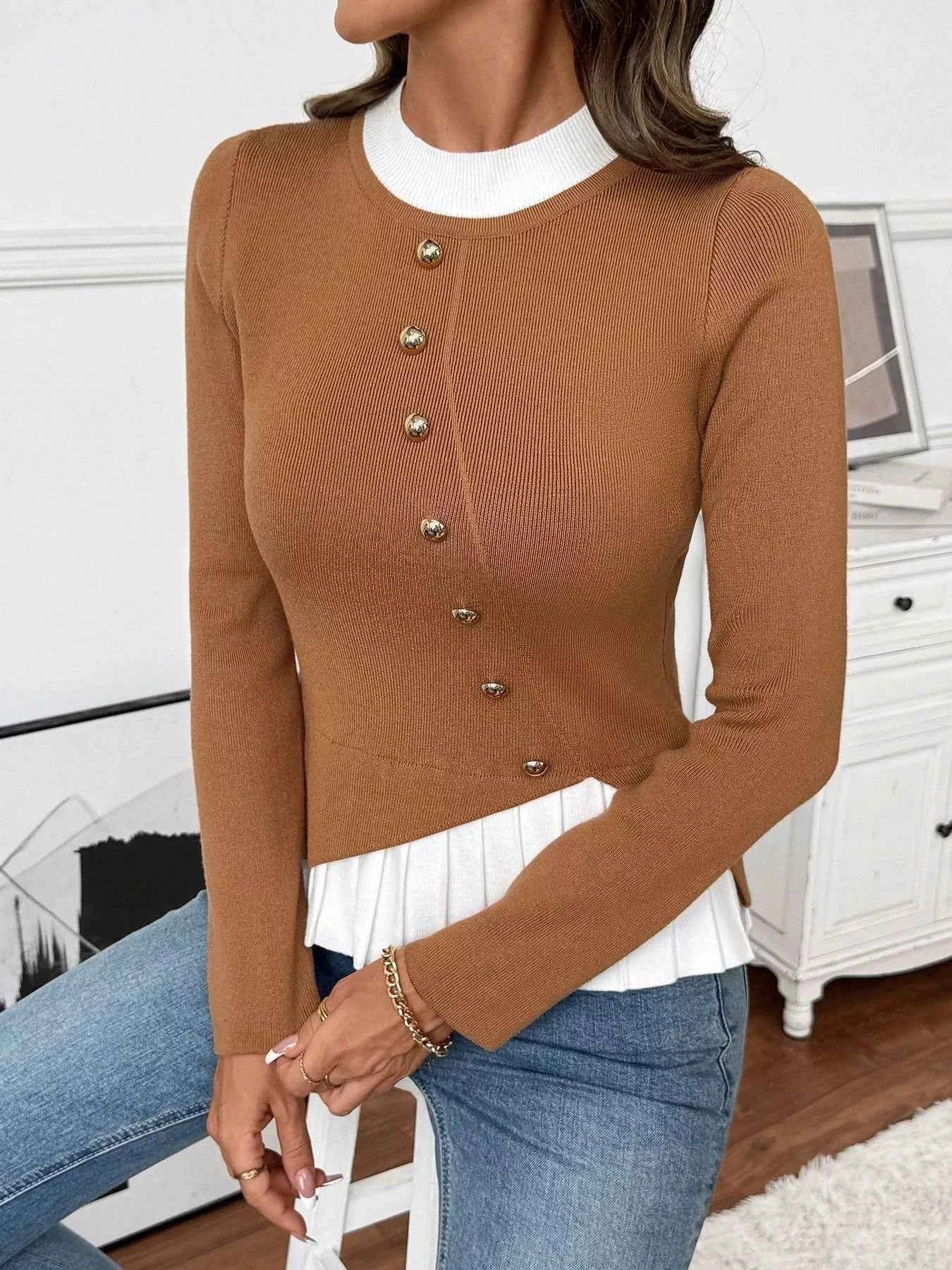 Decor Button Contrast Hem Knit Top