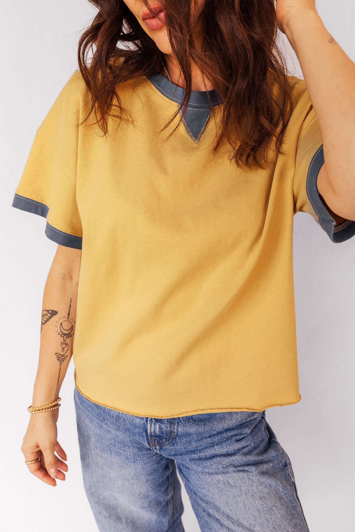 Banana Cream Contrast Trim Raw Hemline Short Sleeve Loose Top 1816bae8030f866e