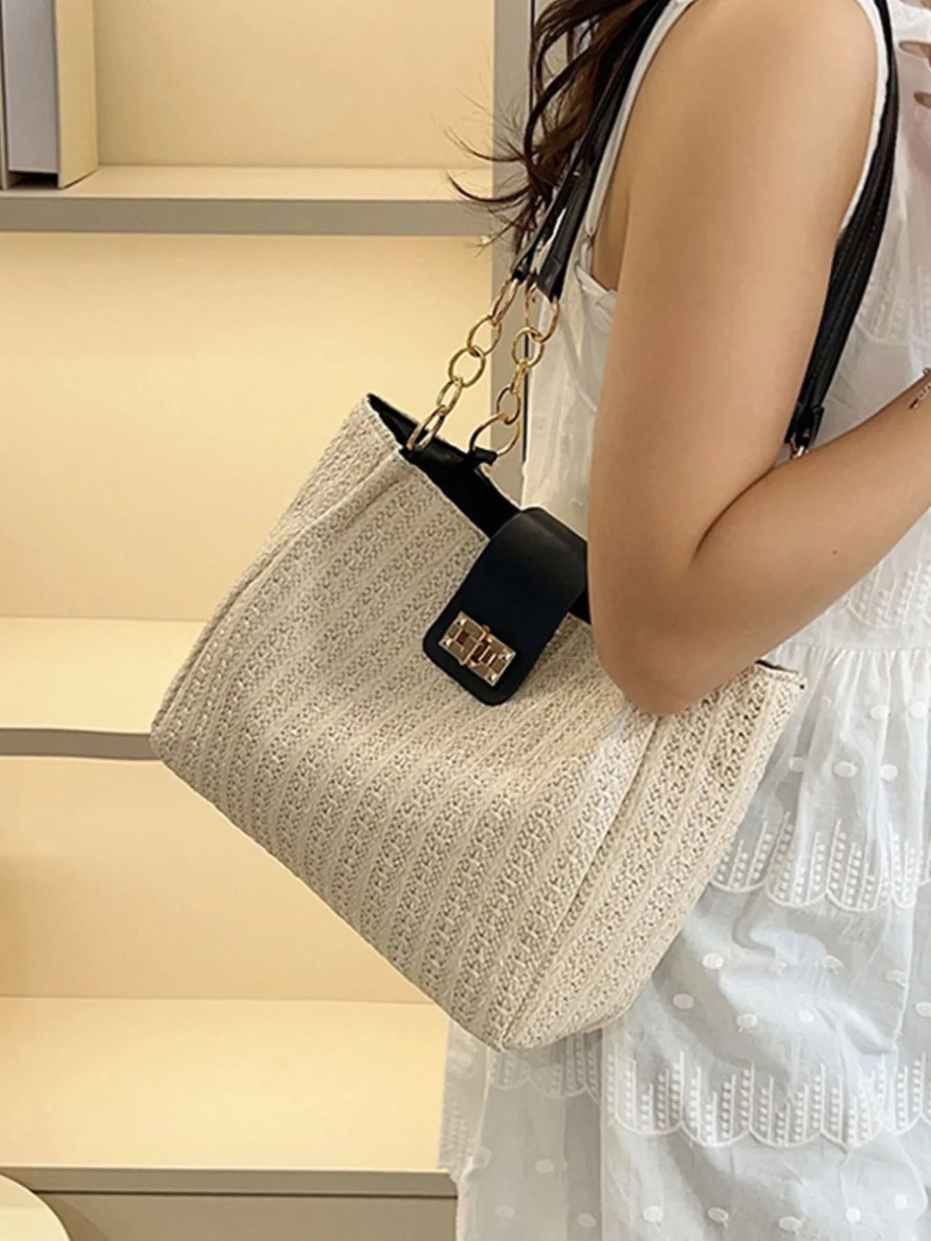 Woven Straw Shoulder Bag 184cecc5-8353-4e77-aea3-b381e074eaea-Max-Origin