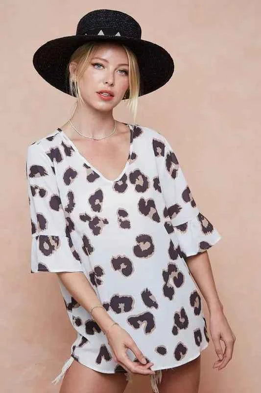 BiBi Leopard Printed V Neck Woven Top with Ruffled 1856eb9fbd334d4eb01f79046d261593-Max-Origin
