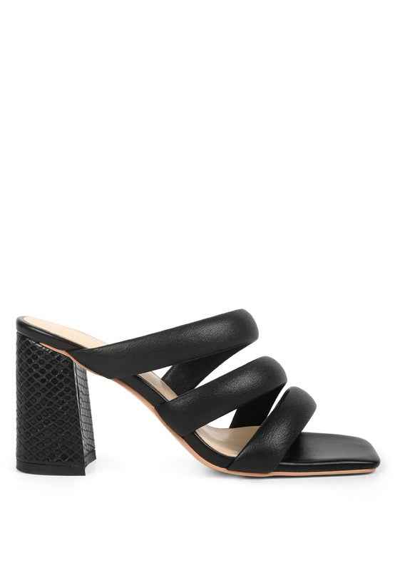 Kywe Textured Heel Chunky Strap Sandals 18784617_e36bd289-a662-4759-a4c0-96e5726b60f3