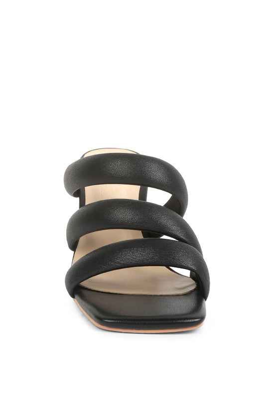 Kywe Textured Heel Chunky Strap Sandals 18784617_ec16f5c2-f6d4-4198-846c-f4ab678523d6