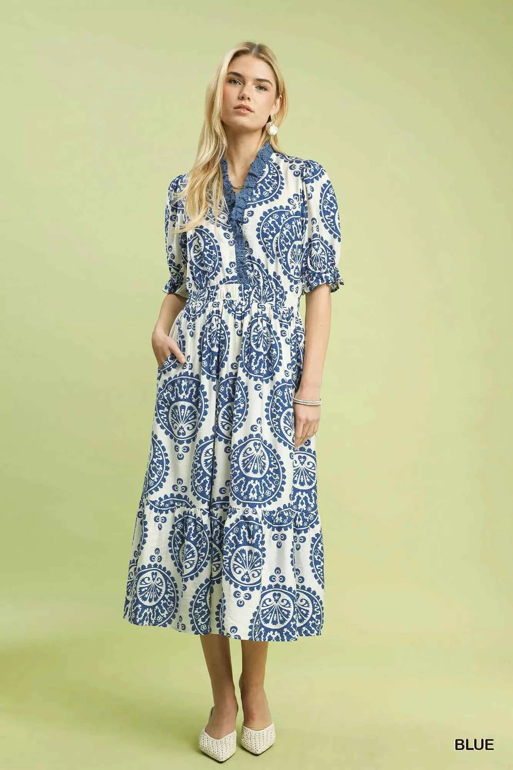 Umgee Paisley Smocked Waist Midi Dress 18967a6c-8c0b-4b54-962b-6cf9fc33a3af-Max-Origin