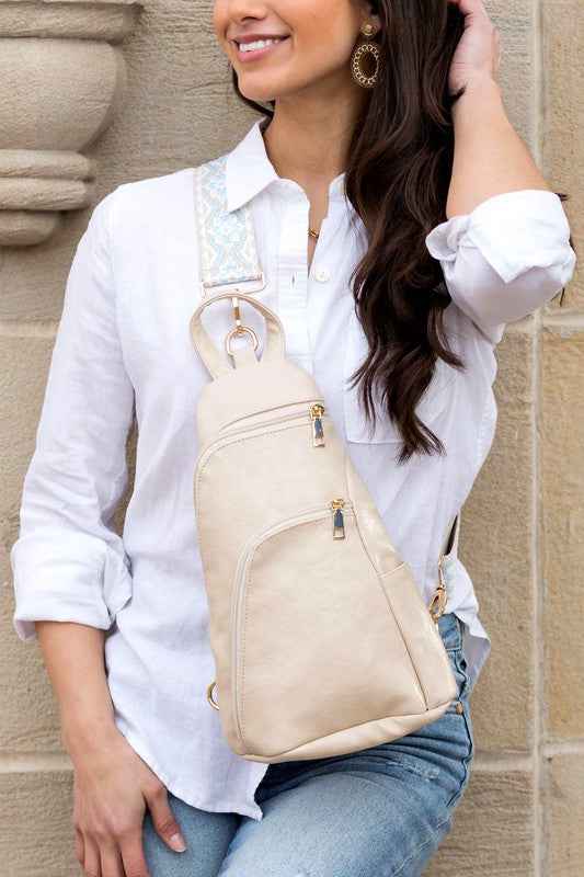 Evie Everyday Sling Bag 19023722_6ee9c740-29e9-4345-9eef-e11798ee8e76