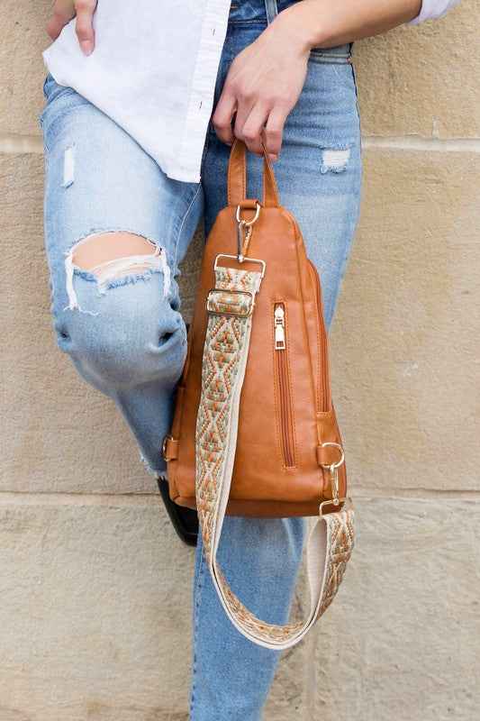 Evie Everyday Sling Bag 19023722_93db9848-f9af-4a78-b715-00667f3d6aec