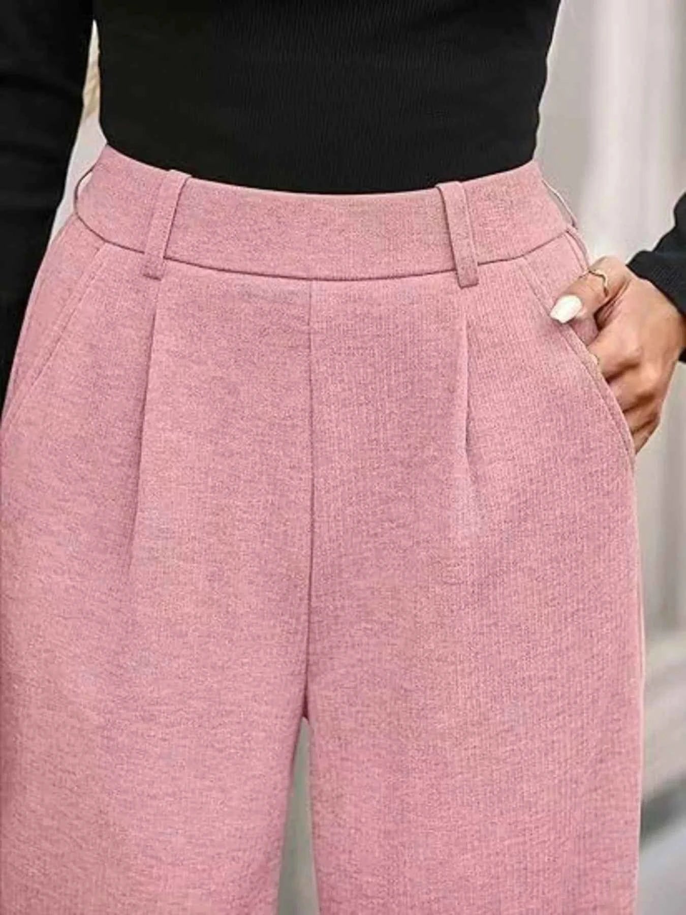 Wide-Leg Pants 195e33bd43e74ec8be4eaf66779c13cf-Max-Origin