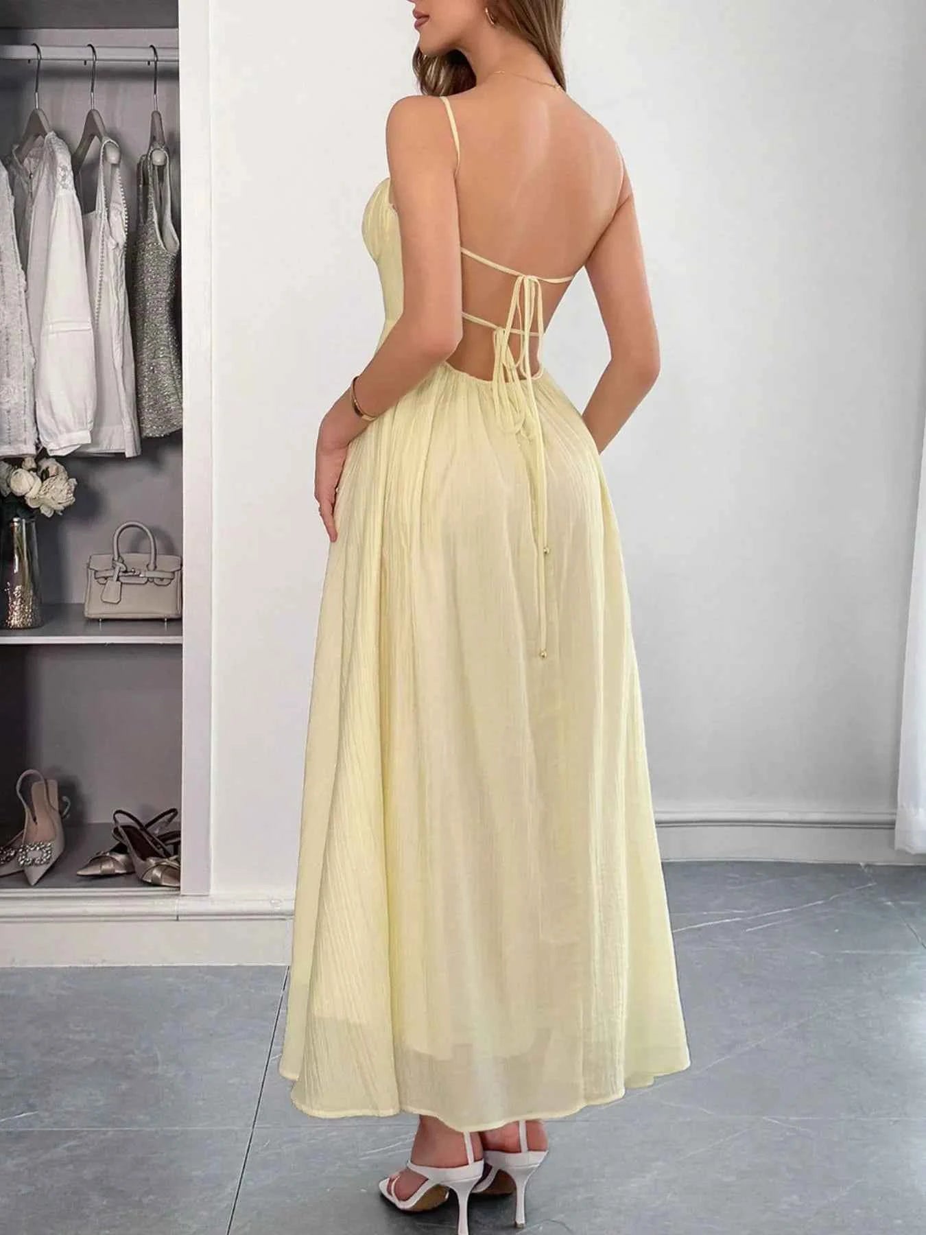 Sweetheart Neck Cami Dress 19636163-e052-4d17-a9f1-cb5074a4cd1d-Max-Origin
