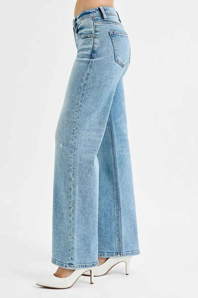 RISEN Full Size Low Rise Ankle Boyfriend Distressed Jeans Plus Size 196e6a9544dc4bf582e0ac0f749810ea-Max-Origin