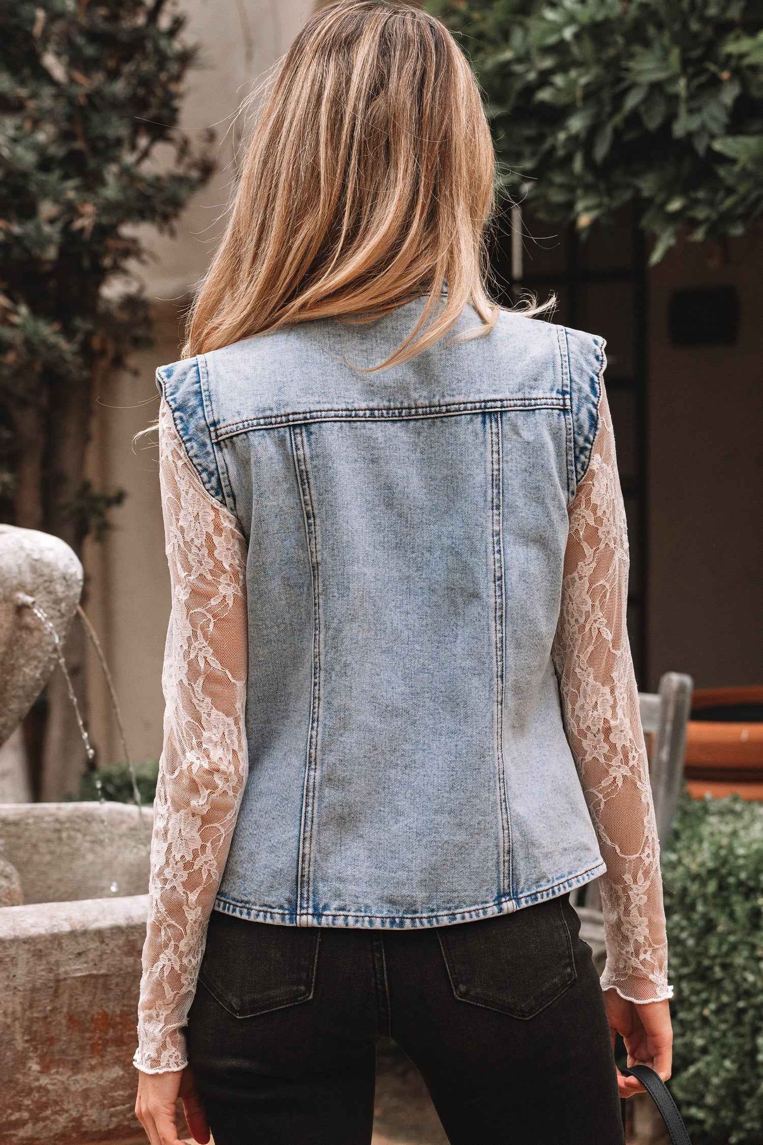 Beau Blue Scalloped Trim Patch Pocket Button Front Denim Vest 1975dbcbedc253fa