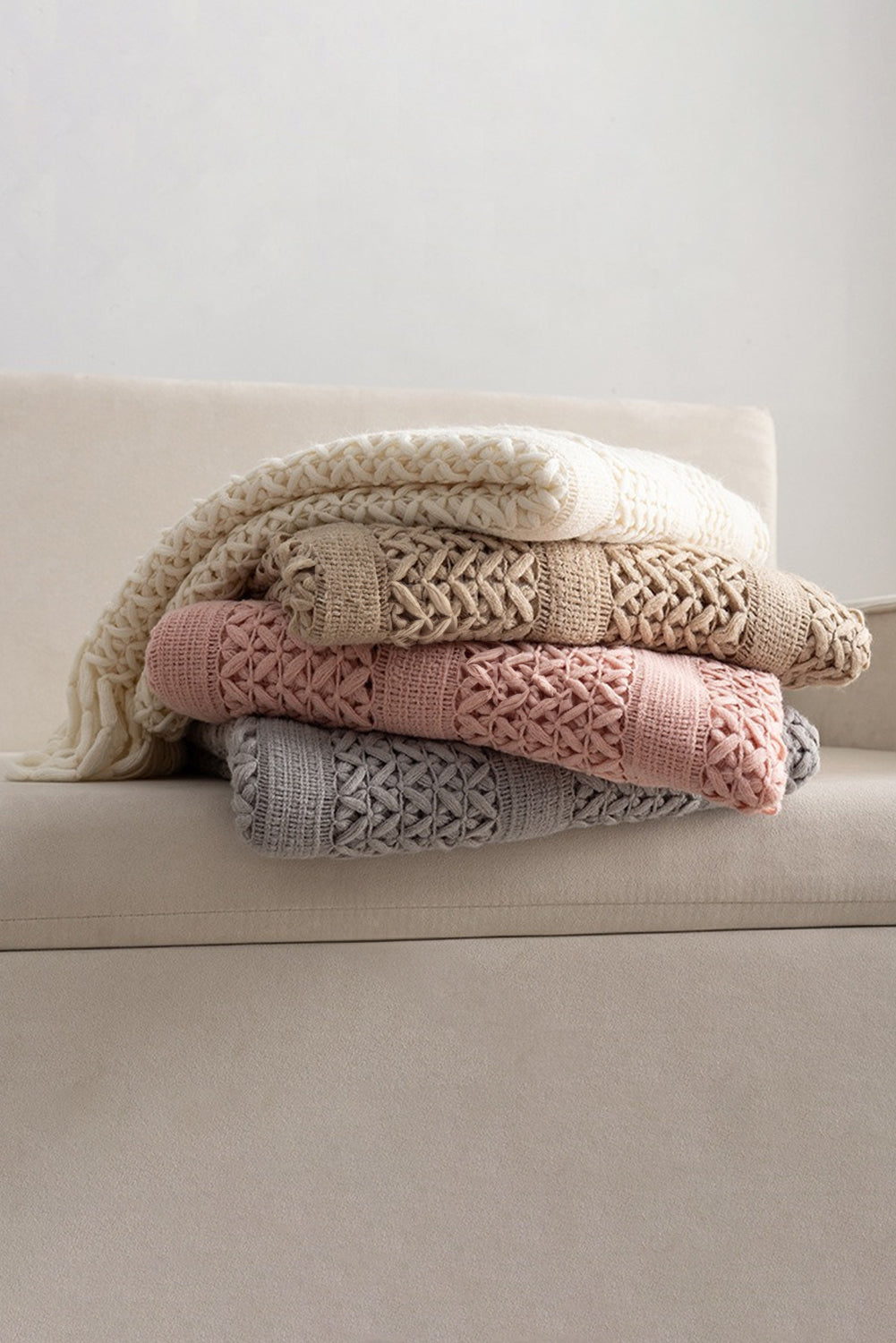 Dusty Pink Hollow Sofa Blanket with Tassel 197714cdec031535