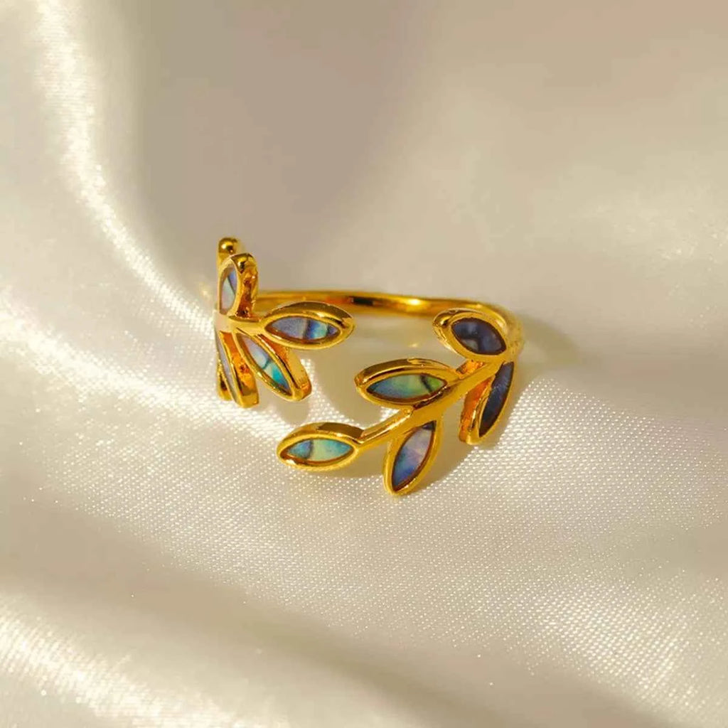 18K Gold-Plated Resin Leaf Bypass Ring 1a06a578-f4e1-4900-afa5-222b5dcc64ab-Max-Origin