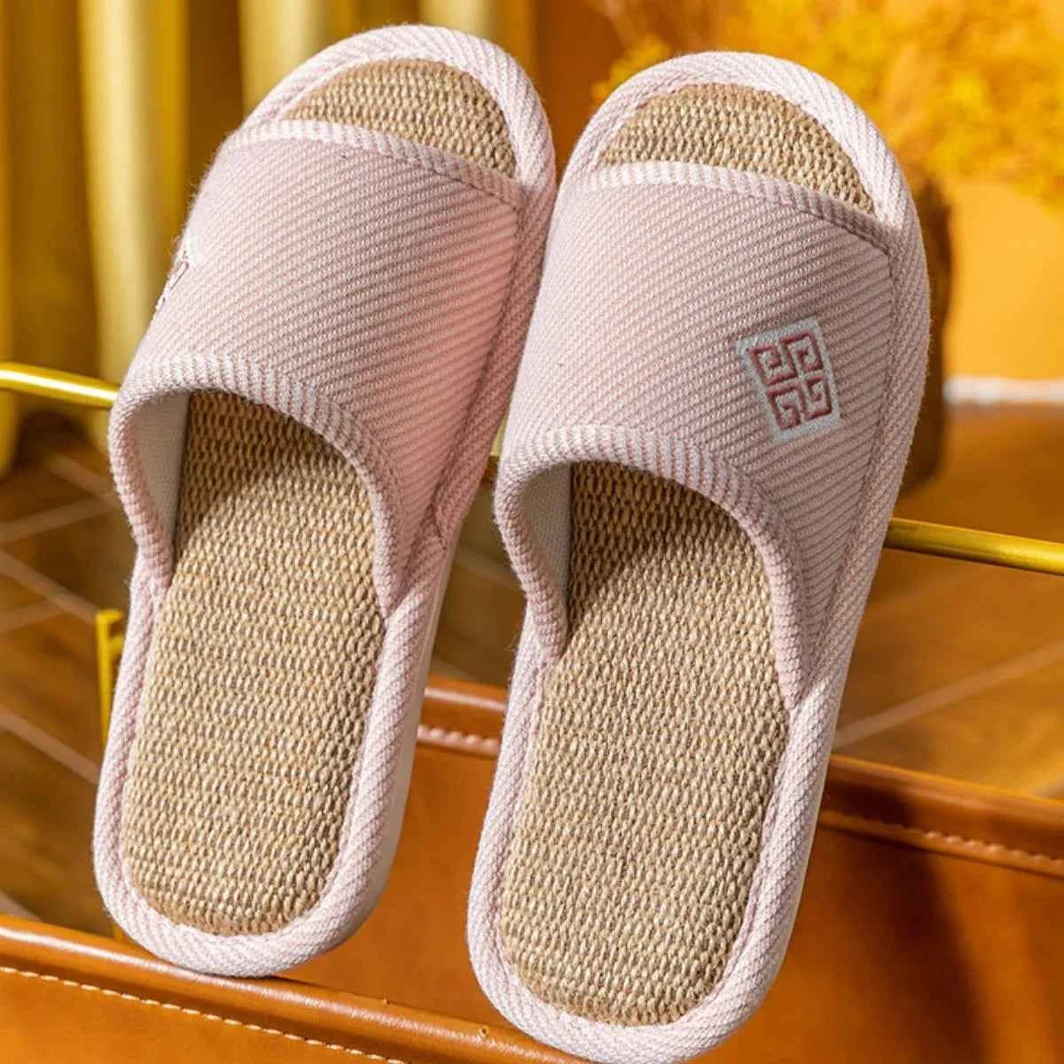 Open Toe Flats Slippers 1aa75117-105b-4318-bfcf-c69e6efe9a33-Max-Origin