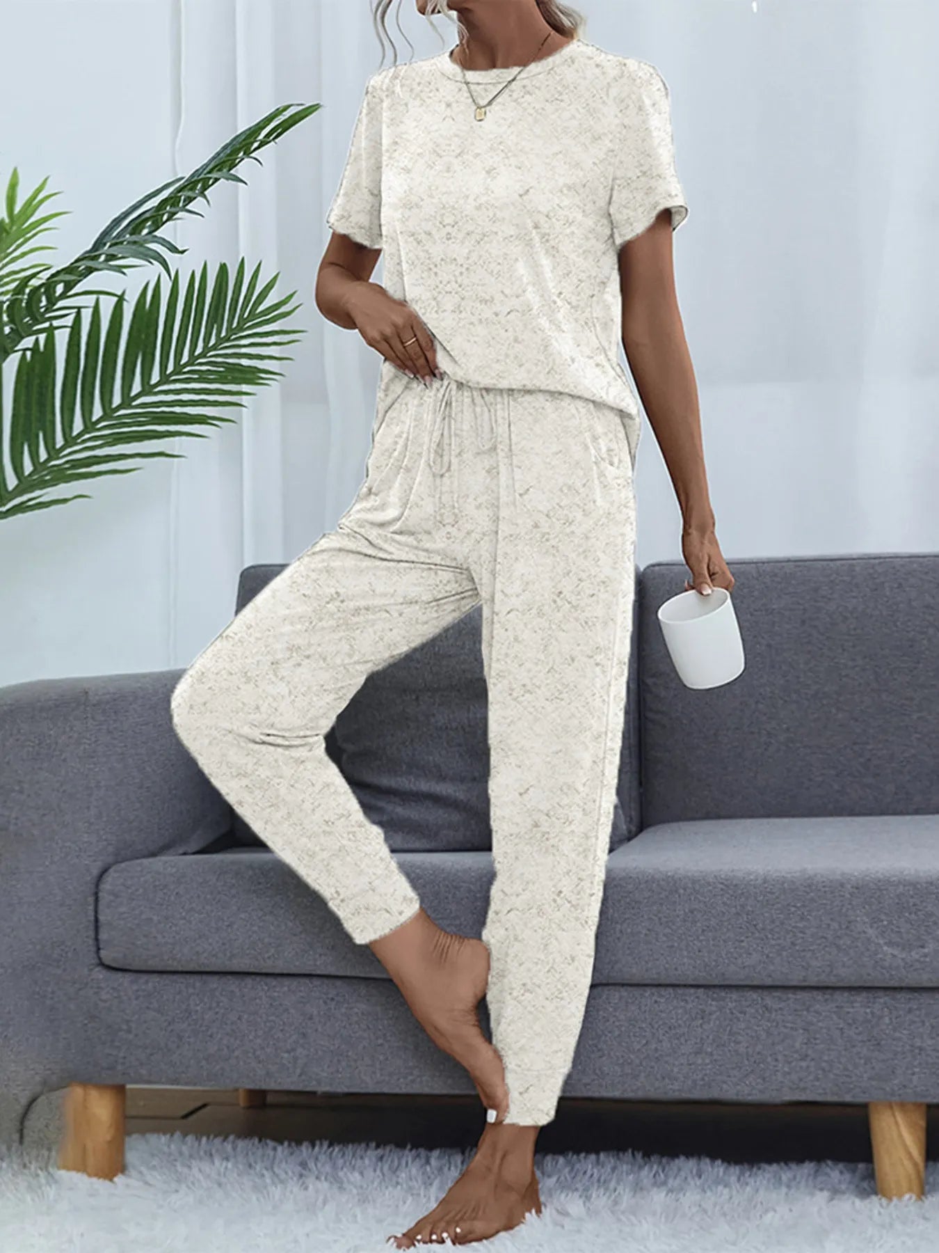 Round Neck Short Sleeve Top and Pants Lounge Set 1aac032118574f269577f95814aab10c-Max-Origin