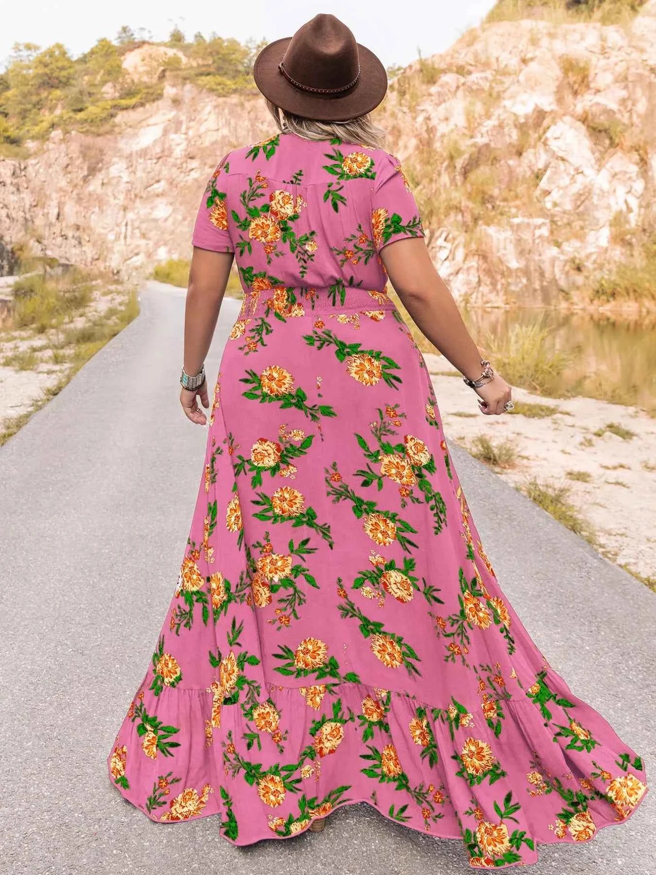Plus Size Floral V-Neck Short Sleeve Maxi Dress 1aae7ab6-21c3-424f-a834-caa14a33b557-Max-Origin