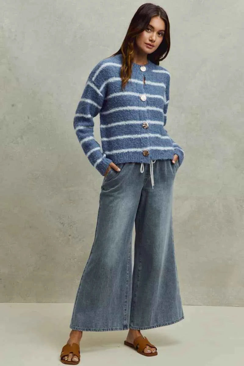SO ME Mid Rise Elastic Waist Flare Denim Jeans 1ad22072d92a4dce9a34b366e26273e7-Max-Origin