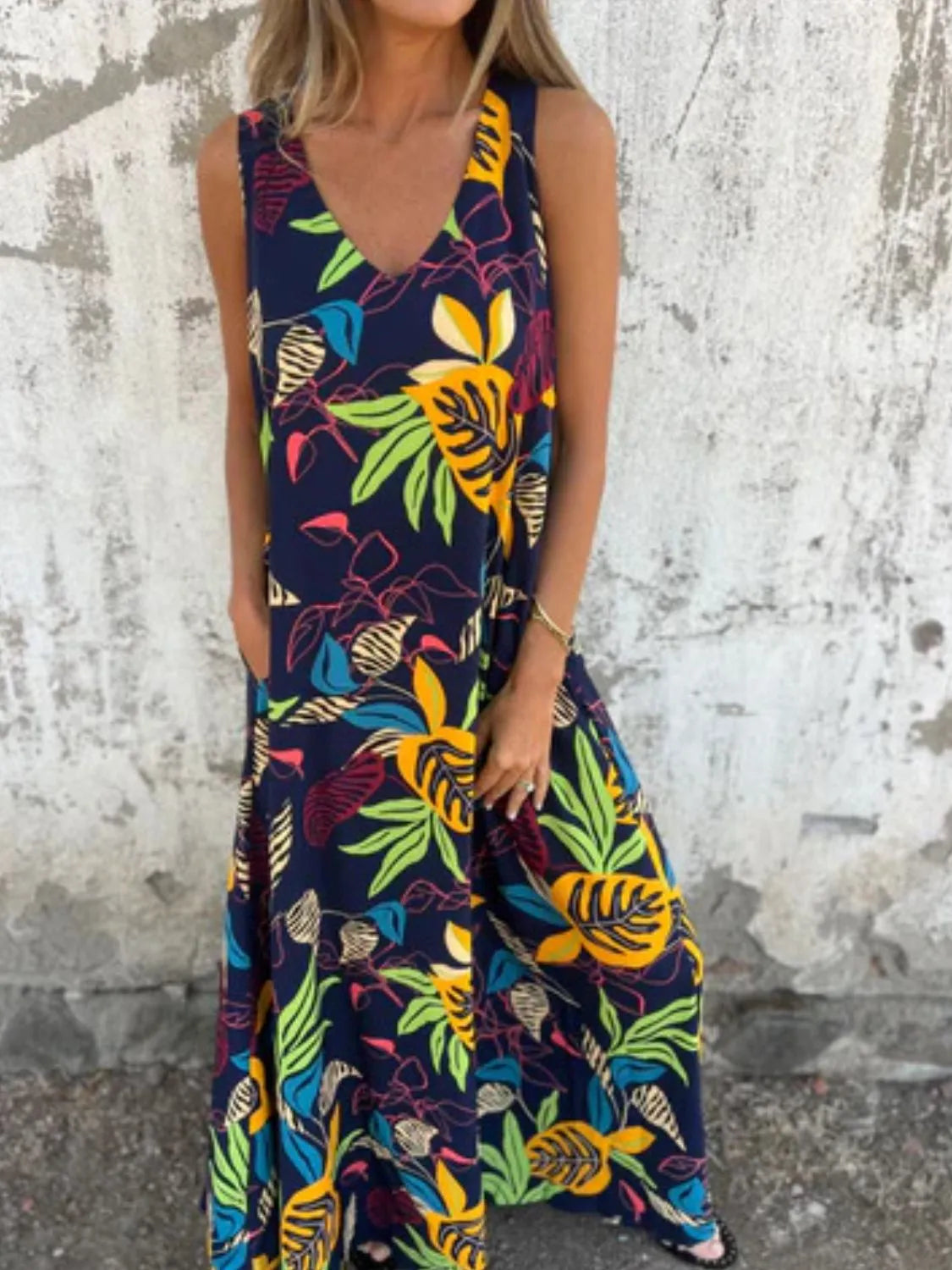 Full Size Printed V-Neck Sleeveless Dress Plus Size 1afcca0b-139f-4293-a7d9-b5a3185b12c9-Max-Origin