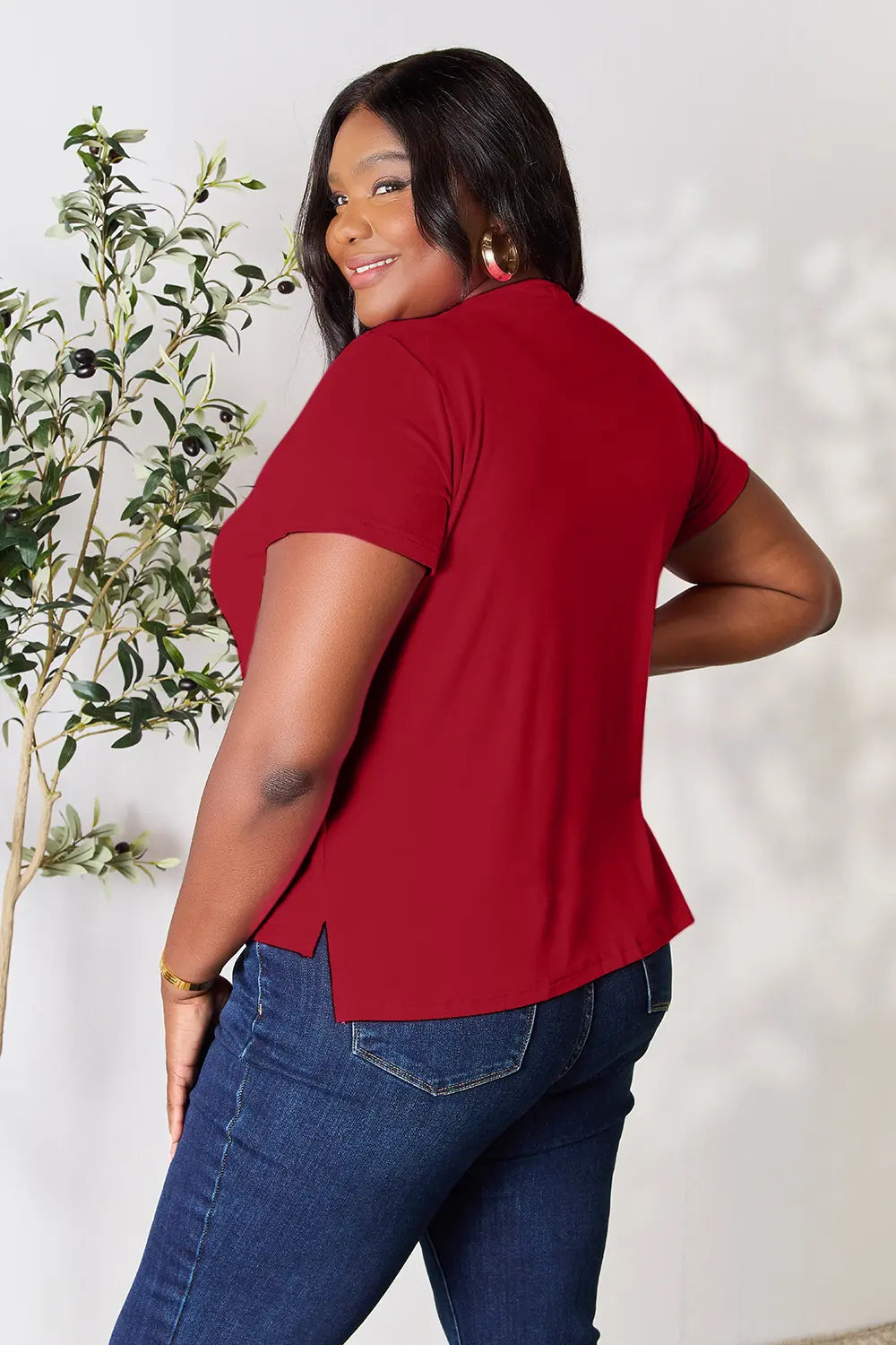 Basic Bae Full Size Round Neck Short Sleeve T-Shirt 1b111d6614864846801d0e239621de7b-Max