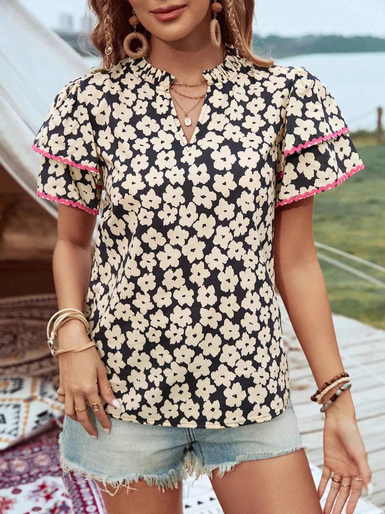 Floral Print Short Sleeve Blouse with Contrast Trim 1b1708dae883480baaaff0bd3eeca5ef-Max-Origin