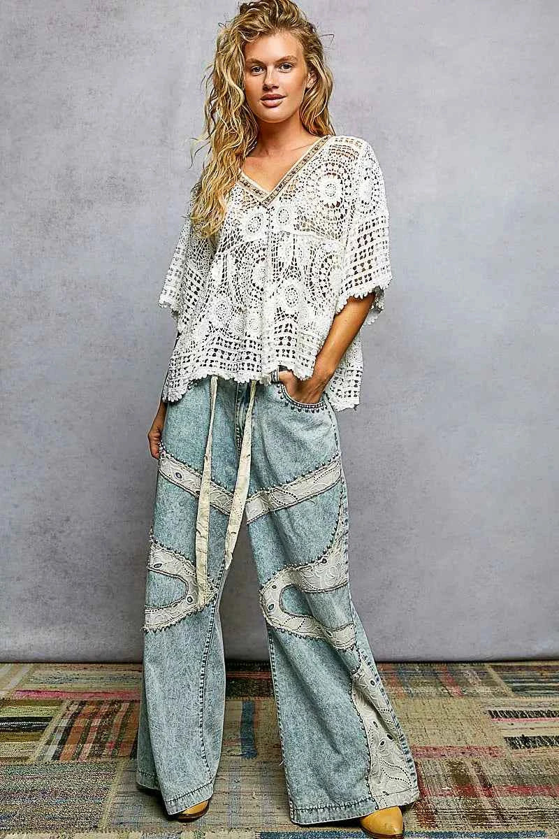 V-Neck Crochet Top with Scalloped Hem 1b54e7e0-dcef-4d45-8b50-49510f4bfbbf-Max-Origin