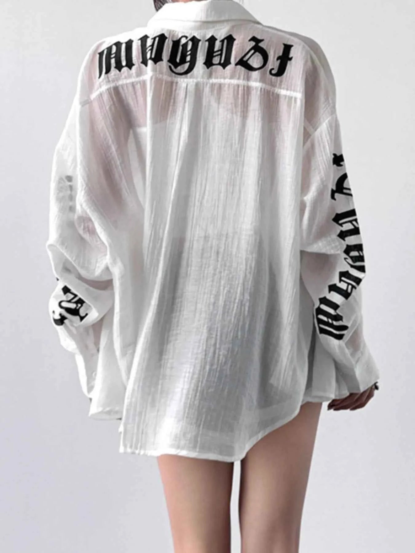 Button-Up Long Sleeve Oversized Shirt 1b918913-6d99-4e7d-ac19-e73f45318aba-Max-Origin